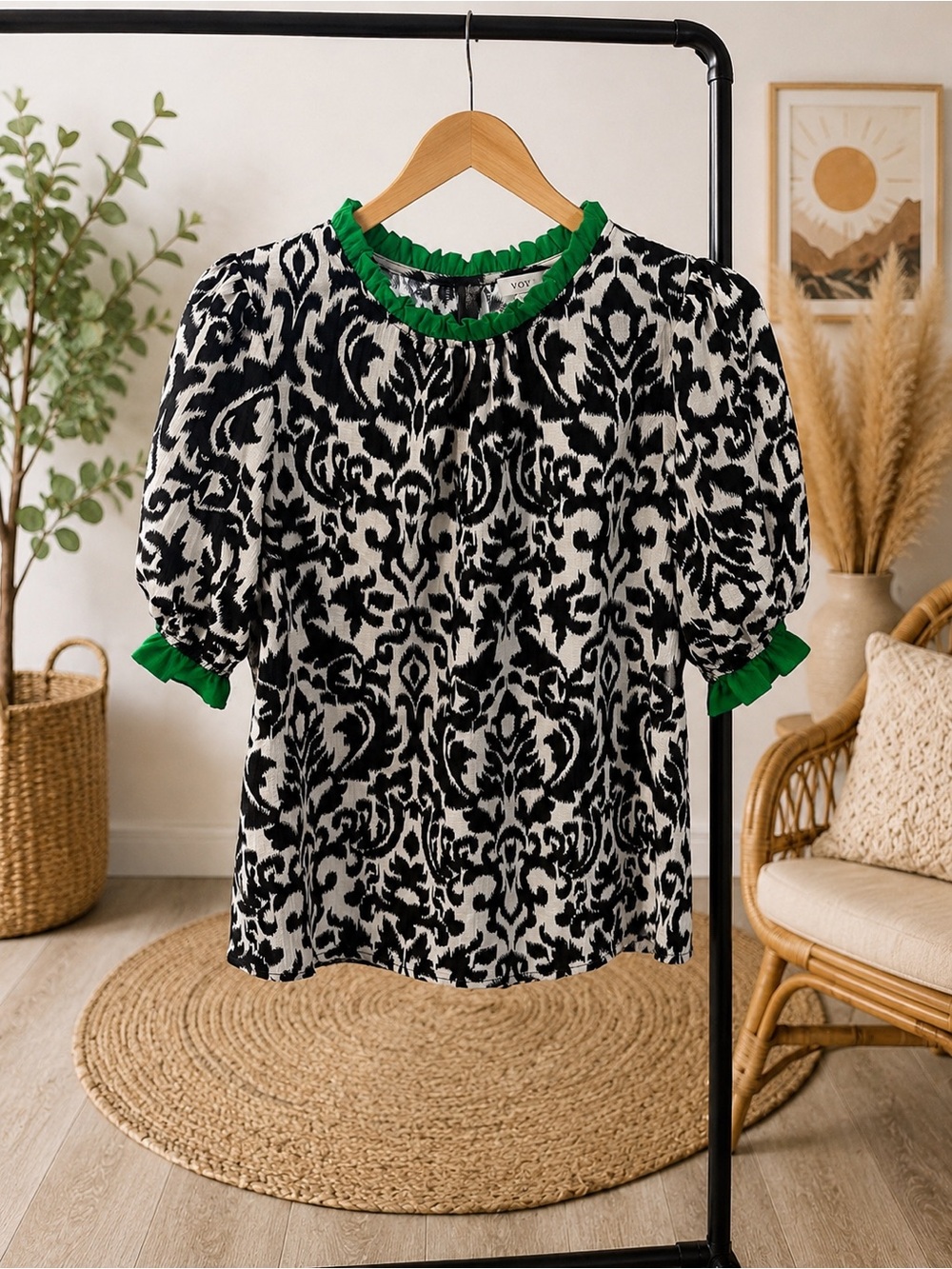 VOV Green-Trim Black & White Patterned Puff Sleeve Blouse